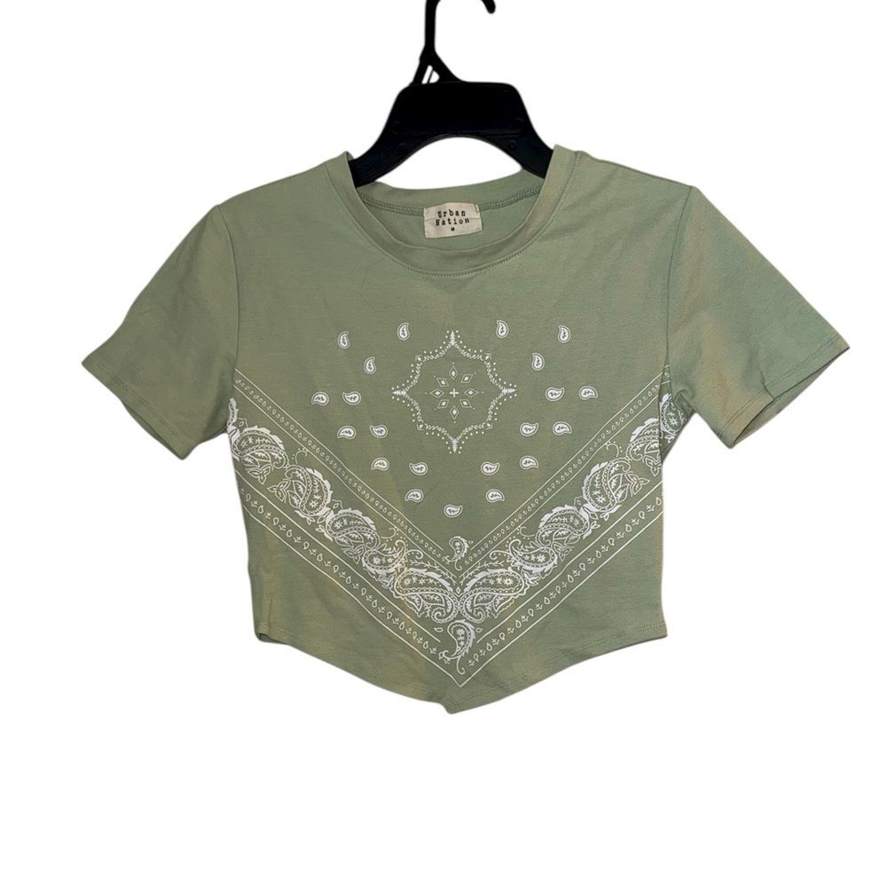 Urban Nation M Asymmetrical Hem Bandana Tee Cropped Edgy Streetwear Top Hanky